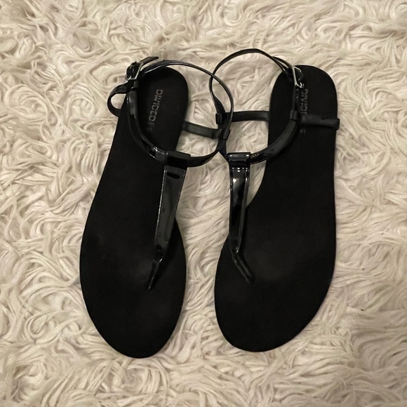 H&M Black Thong Sandals - Picture 1 of 2
